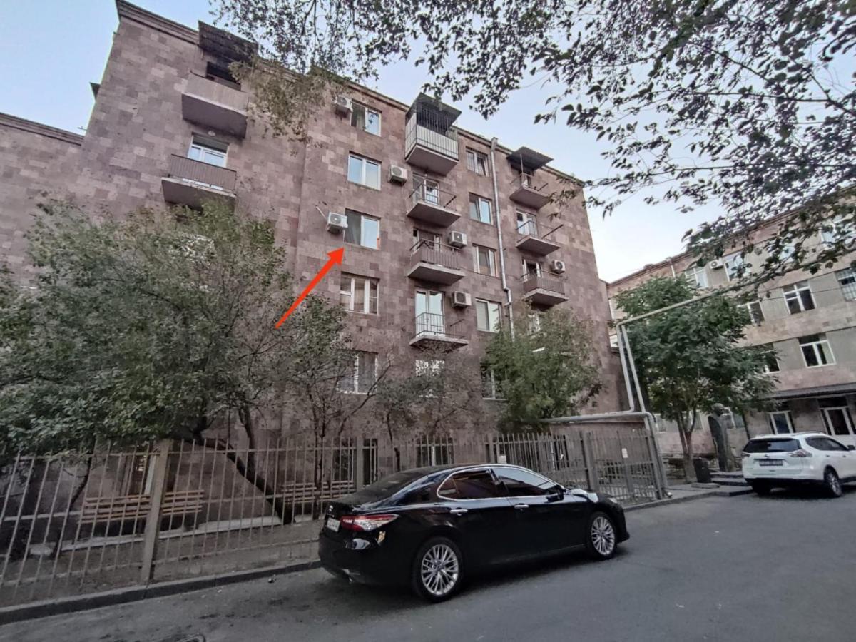 Renovated 1 Bedroom With King Size Bed In Kentron Jerevan Eksteriør billede