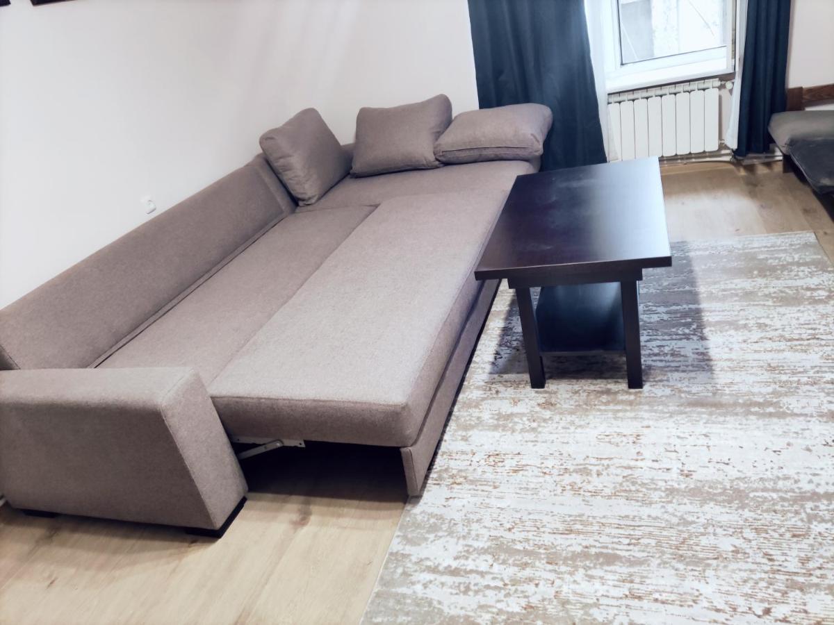 Renovated 1 Bedroom With King Size Bed In Kentron Jerevan Eksteriør billede