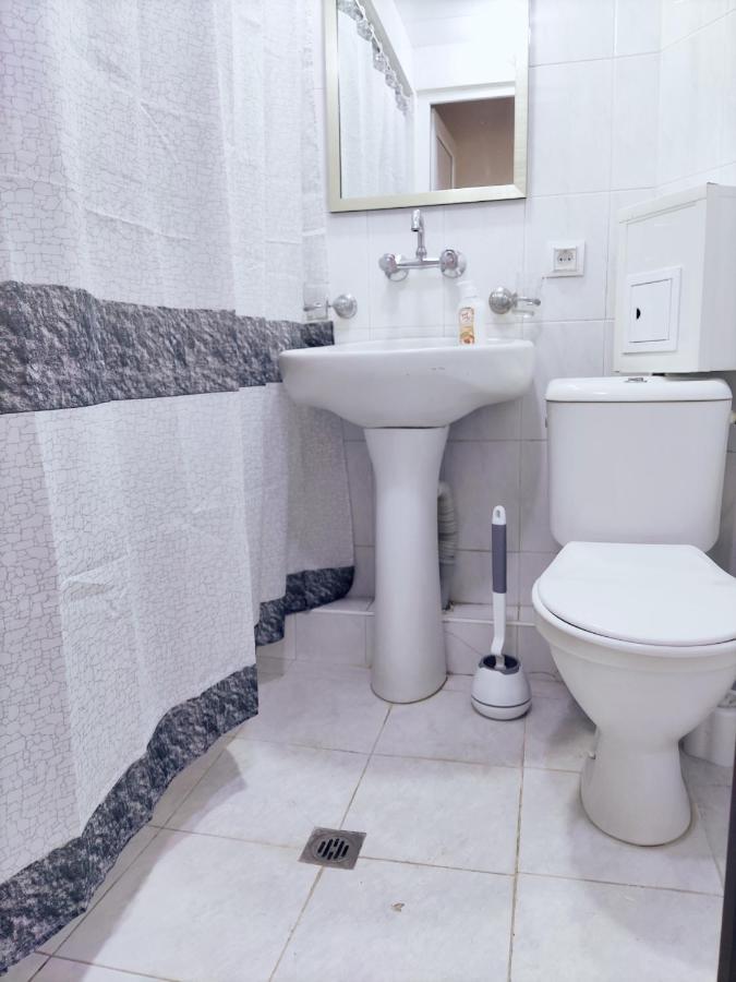 Renovated 1 Bedroom With King Size Bed In Kentron Jerevan Eksteriør billede